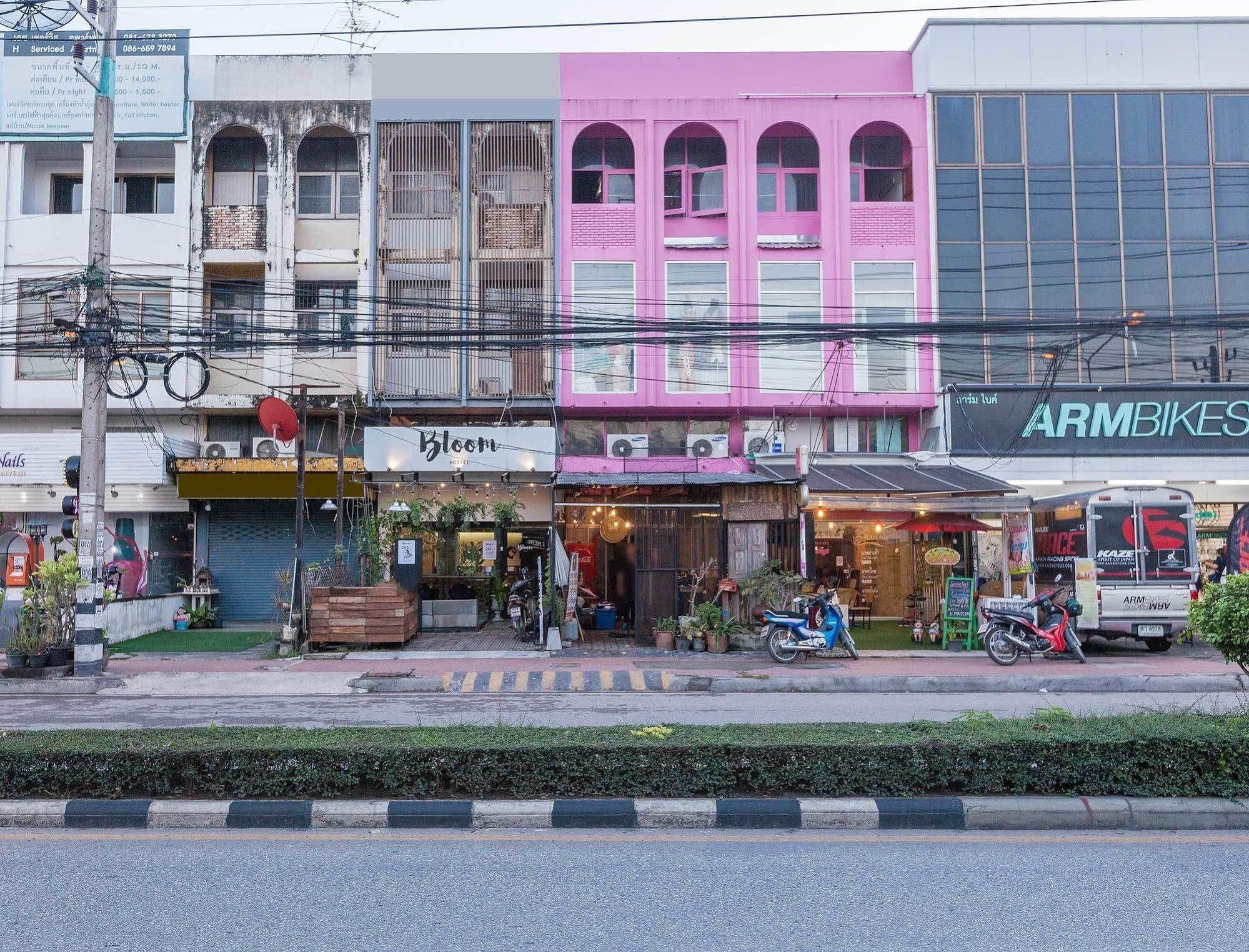 Bloomz Hostel Chiang Mai Dış mekan fotoğraf